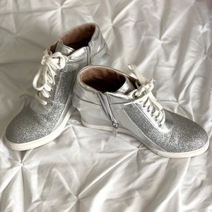 Linea Paolo Silver Wedge Sneakers! LIKE NEW!